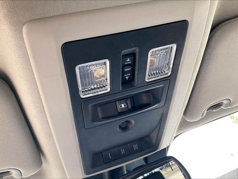 Used 2014 RAM 1500 Sport w/ Sport Premium Group image 31