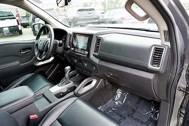 Certified 2024 Nissan Frontier SL w/ Technology Package RWD image 16