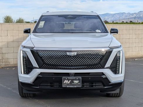 New 2026 Cadillac Vistiq Luxury image 35