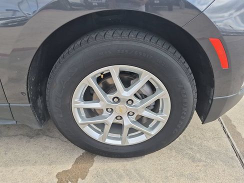 Used 2022 Chevrolet Equinox LT FWD image 10