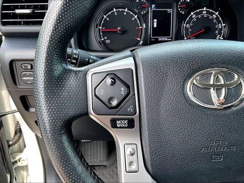 Used 2023 Toyota 4Runner SR5 Premium w/ Moonroof Package AWD/4WD image 19