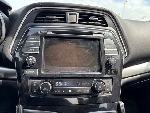 Used 2021 Nissan Maxima 3.5 SV w/ Floor Mat Group FWD image 16