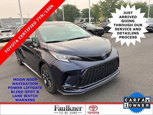 Used 2025 Toyota Sienna XSE w/ XSE Plus Package AWD/4WD image 1