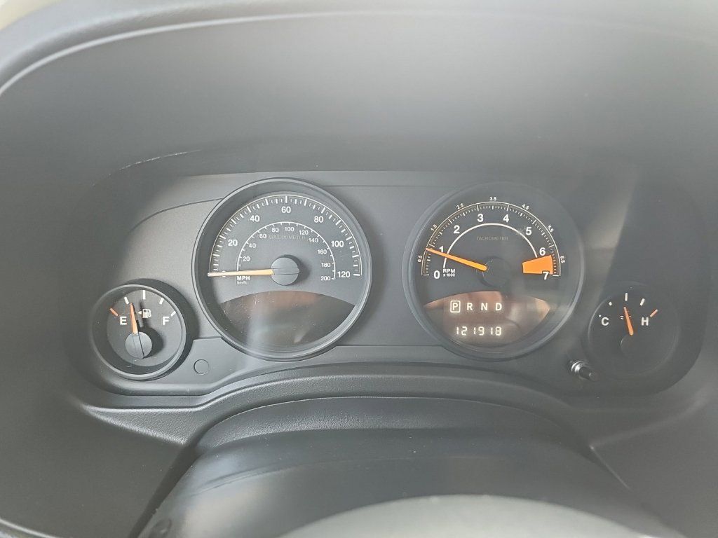 Used 2014 Jeep Patriot Sport w/ Power Value Group FWD image 18