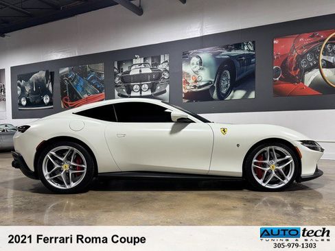 Used 2021 Ferrari Roma image 7