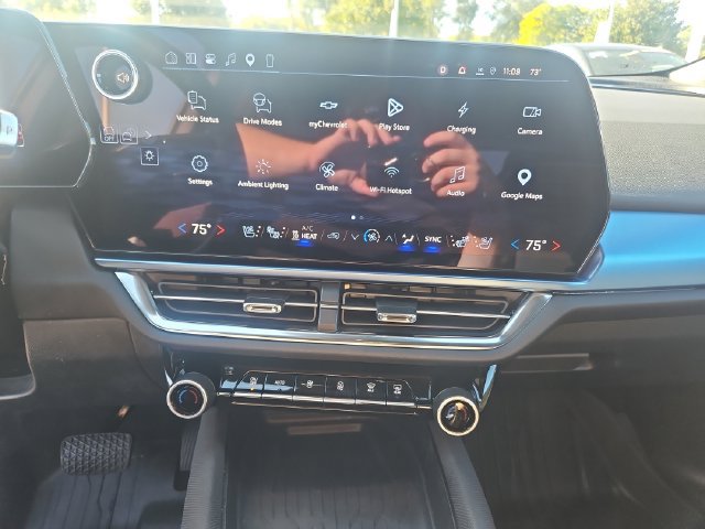 Used 2024 Chevrolet Equinox EV LT FWD image 18