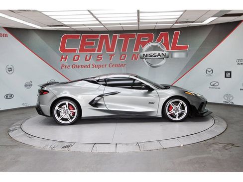 Used 2023 Chevrolet Corvette Stingray Preferred Cpe w/ 2LT RWD image 5