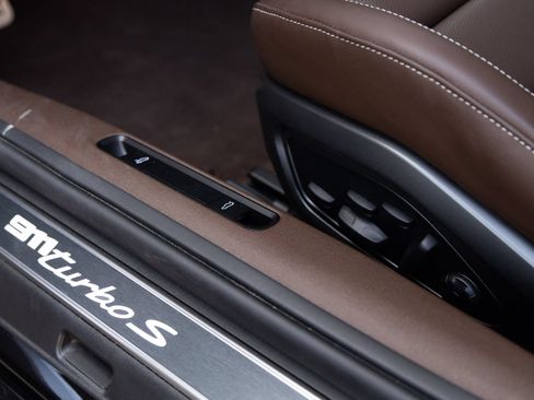 Certified 2025 Porsche 911 Turbo S AWD/4WD image 22