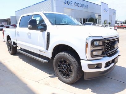 New 2025 Ford F250 Lariat w/ Black Appearance Package