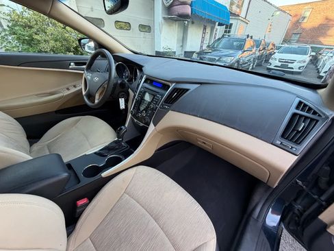 Used 2011 Hyundai Sonata GLS FWD image 37