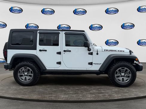 Used 2017 Jeep Wrangler Unlimited Rubicon AWD/4WD image 6
