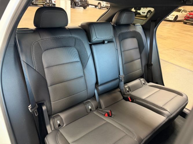 Used 2024 Chevrolet Blazer EV LT AWD/4WD image 30