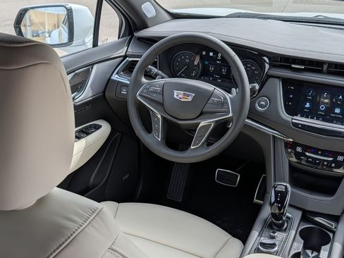 Used 2026 Cadillac XT5 Sportv w/ LPO, Floor Liner Package AWD/4WD image 7