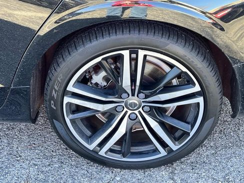 Used 2019 Volvo S60 T8 R-Design AWD/4WD image 12