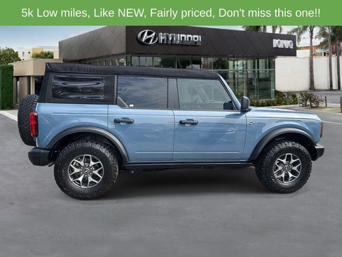 Used 2023 Ford Bronco Black Diamond AWD/4WD image 2