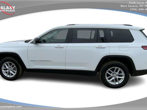 Used 2023 Jeep Grand Cherokee L Laredo w/ Luxury Tech Group I image 8