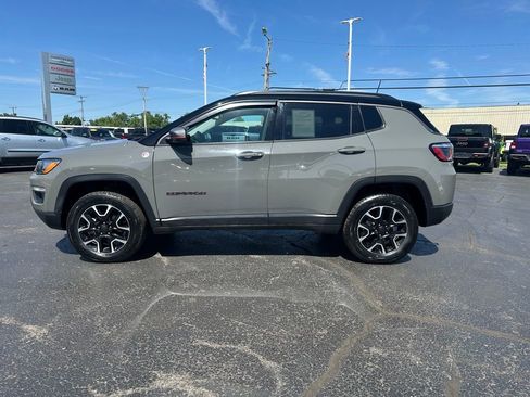 Used 2020 Jeep Compass Trailhawk w/ Leather Interior Group AWD/4WD image 6