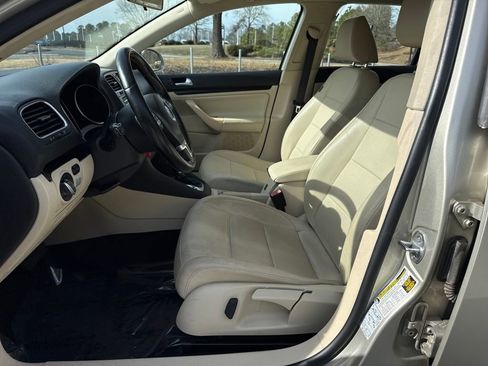 Used 2014 Volkswagen Jetta TDI image 13