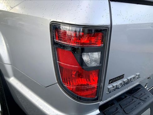 Used 2012 Honda Ridgeline RTS image 25