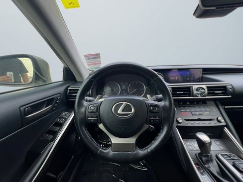 Used 2020 Lexus IS 300 w/ Navigation Package RWD image 11