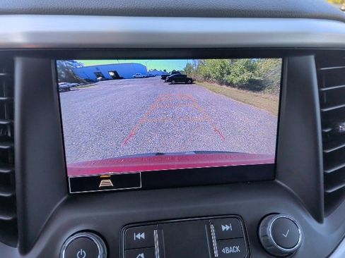 Certified 2023 GMC Acadia SLT image 31