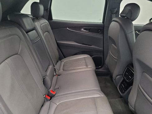 Used 2019 Lincoln Nautilus Reserve FWD image 19