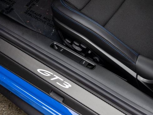 Certified 2026 Porsche 911 GT3 RWD image 29