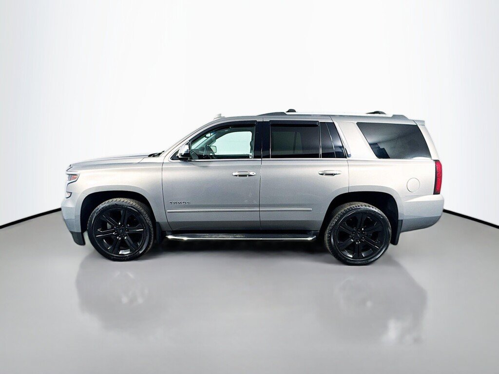 Used 2019 Chevrolet Tahoe Premier AWD/4WD image 2