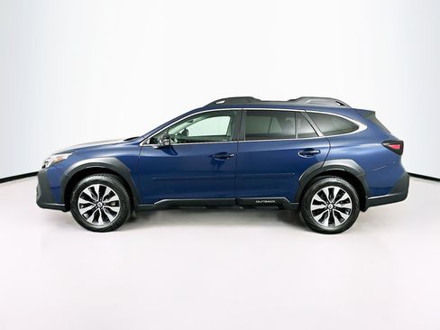Used 2023 Subaru Outback Limited XT AWD/4WD image 4