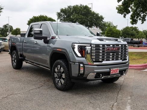 Used 2024 GMC Sierra 2500 Denali w/ Denali Reserve Package AWD/4WD image 9