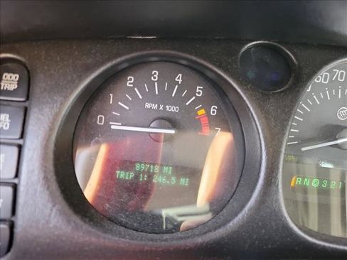 Used 2005 Buick Le Sabre Custom image 16