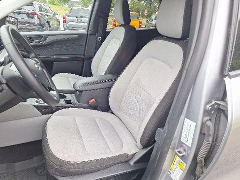 Used 2024 Ford Escape Active w/ Tech Pack #1 AWD/4WD image 13