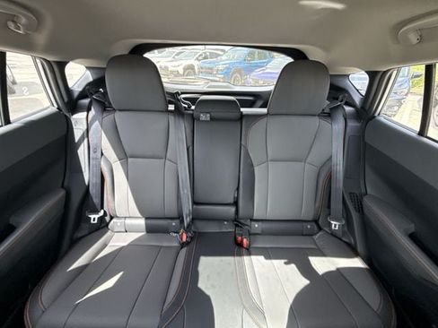 New 2026 Subaru Crosstrek 2.5i Limited w/ Crosstrek Mirror Package AWD/4WD image 23