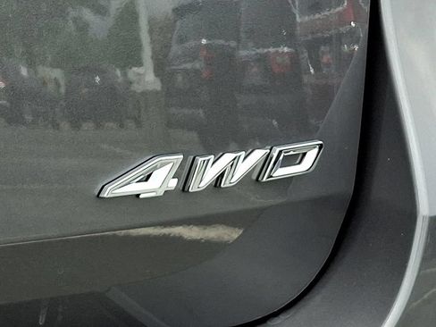 Used 2025 Ford Explorer Active AWD/4WD image 33