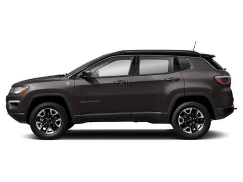 Used 2019 Jeep Compass Trailhawk w/ Leather Interior Group AWD/4WD image 3