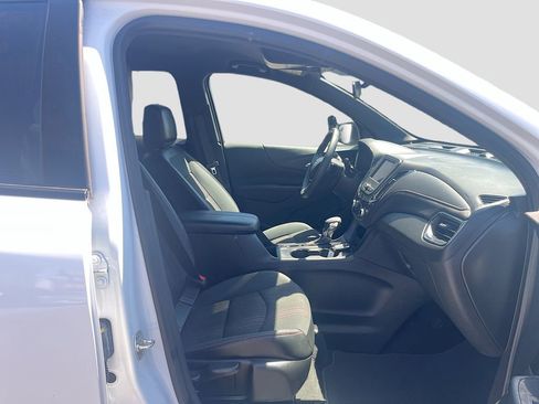 Used 2024 Chevrolet Equinox RS image 28