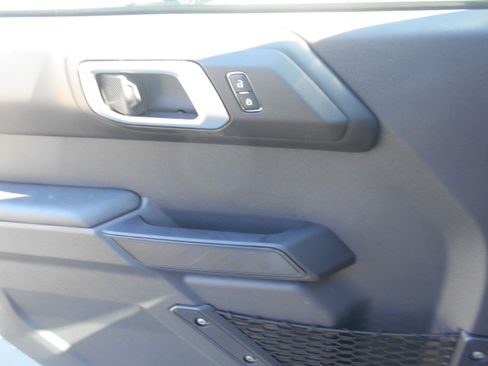 New 2025 Ford Bronco Badlands w/ Sasquatch Package image 30