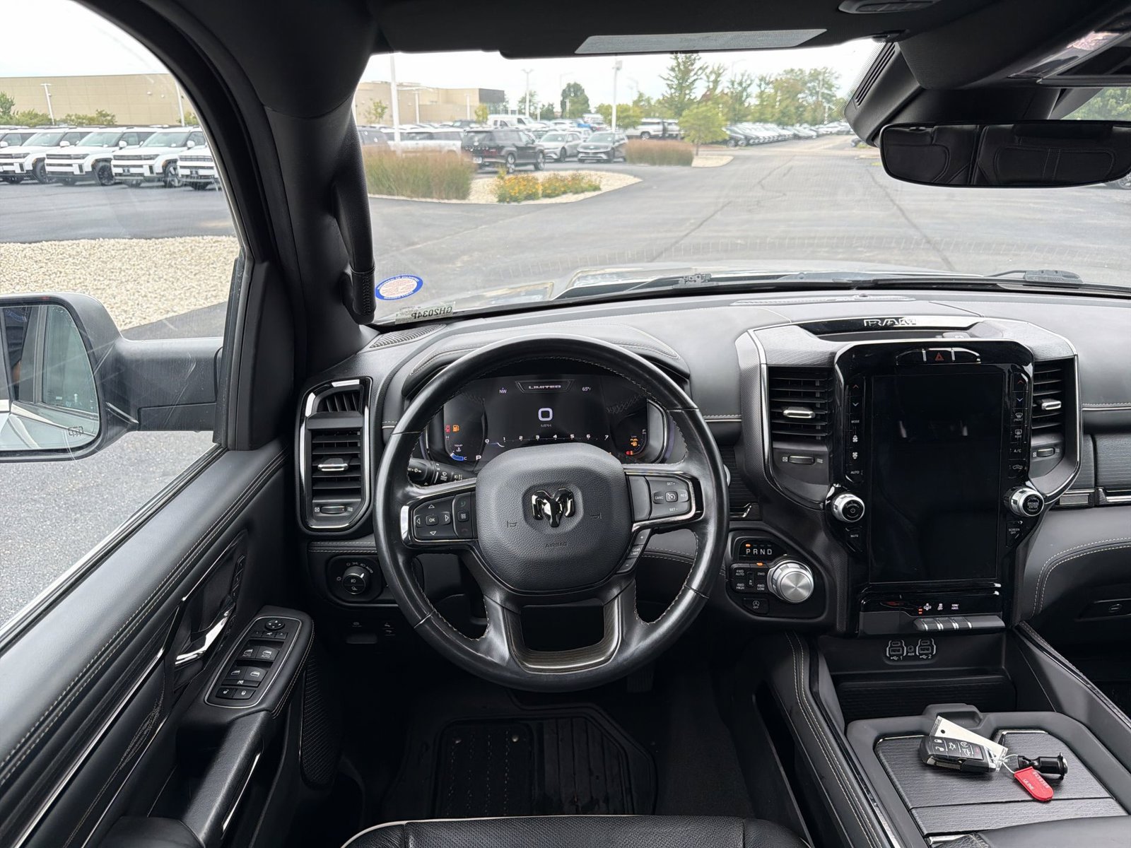 Used 2024 RAM 1500 Limited w/ Body Color Bumper Group AWD/4WD image 16