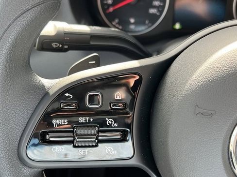 Used 2024 Mercedes-Benz Sprinter 2500 image 22