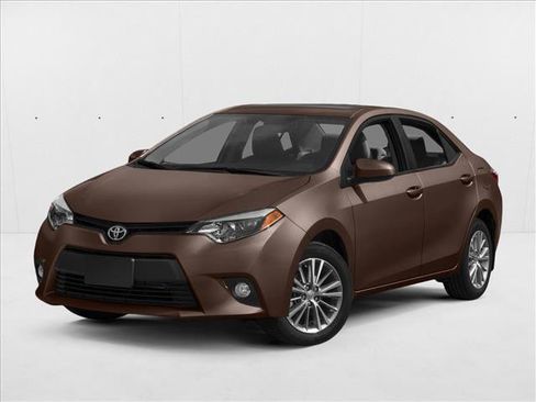 Used 2015 Toyota Corolla LE image 1