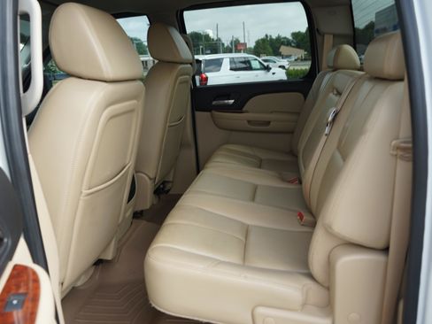 Used 2007 Chevrolet Silverado 2500 LTZ AWD/4WD image 17