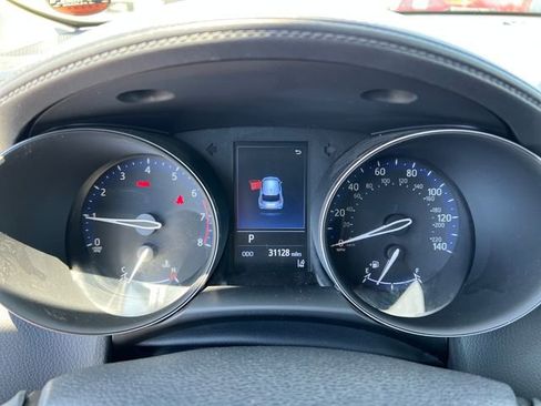 Used 2021 Toyota C-HR LE FWD image 16