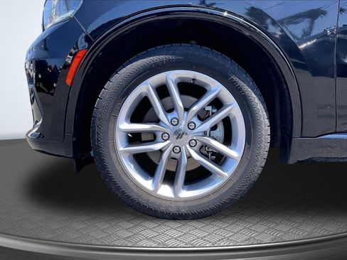 Used 2023 Dodge Durango GT AWD/4WD image 9