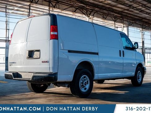 Used 2023 GMC Savana 2500 w/ Driver Convenience Package image 29