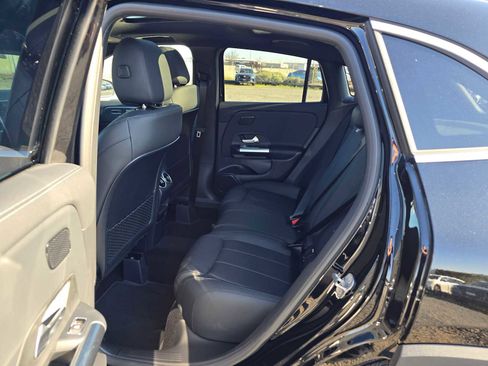 New 2026 Mercedes-Benz GLA 250 4MATIC image 18
