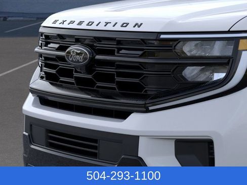 New 2026 Ford Expedition Platinum w/ Stealth Performance Package image 17