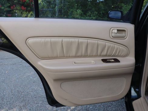 Used 1997 Nissan Maxima GXE FWD image 27