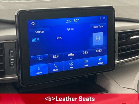 Used 2023 Ford Explorer XLT w/ Equipment Group 202A AWD/4WD image 3