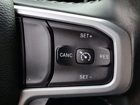 Used 2022 RAM 1500 Big Horn AWD/4WD image 21