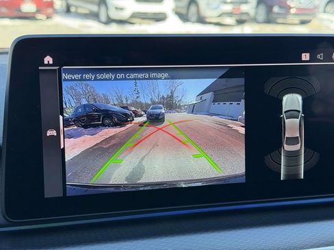 Used 2023 BMW 530e xDrive w/ Executive Package image 22